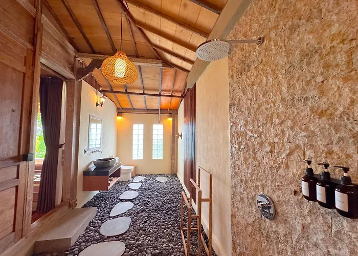 Royal Casa Ganesha & 4* Ubud